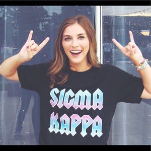 Meet your Posher, Annie